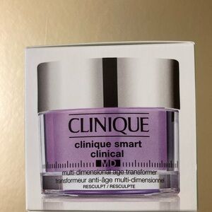 Clinique multi-dimensional age transformer